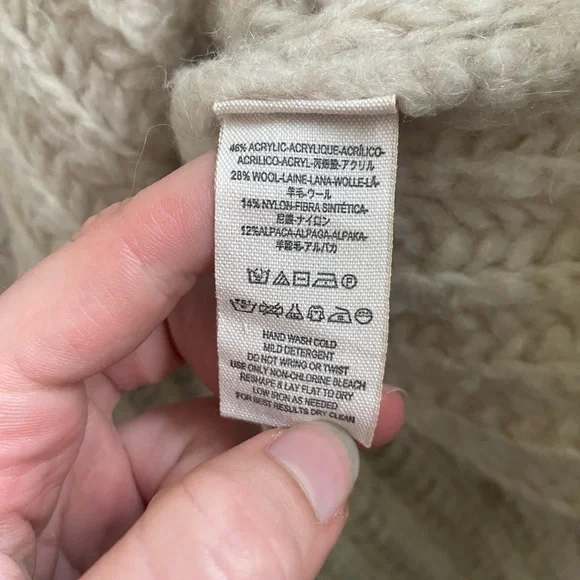 Free People Oversized Wool Blend Sweater Size Medium - Picture 6 of 6